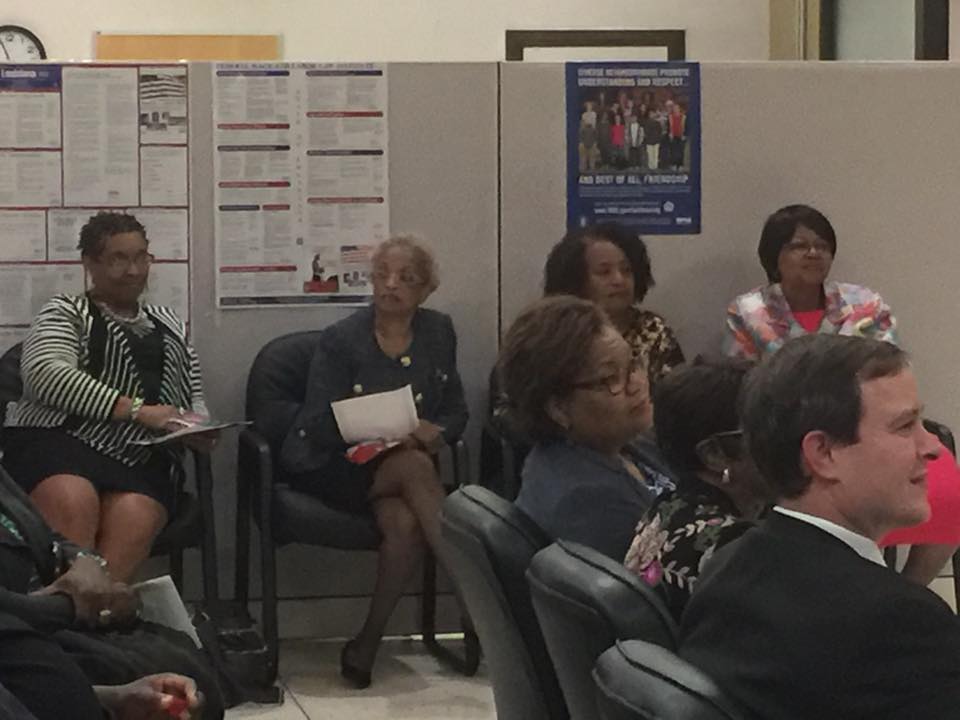 23559925_891098211048104_5406236177877593332_n