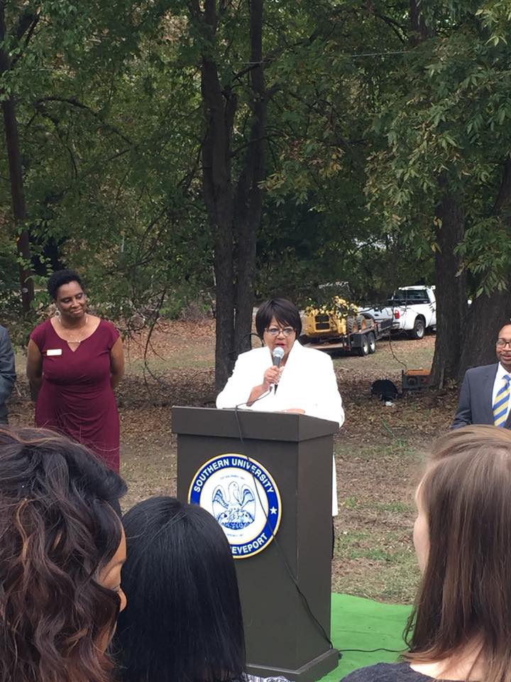 23621374_890390011118924_8613735400834369913_n