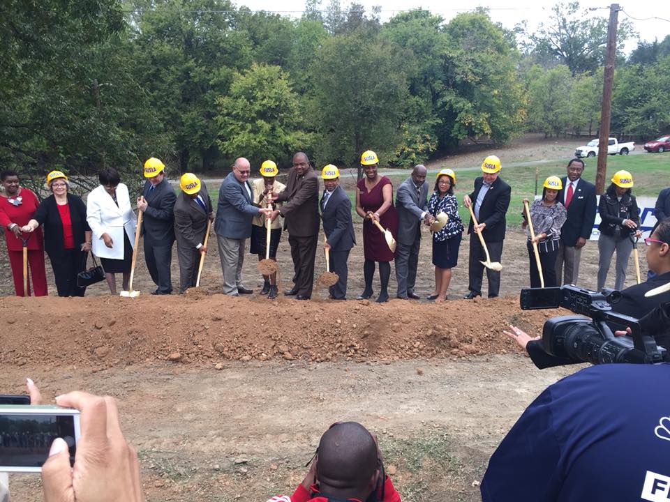 23517822_890390124452246_4112837207870456127_n