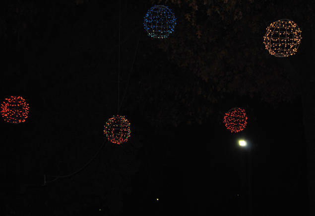 Merry Berry Chrsimas Festival Lighting Ceremony