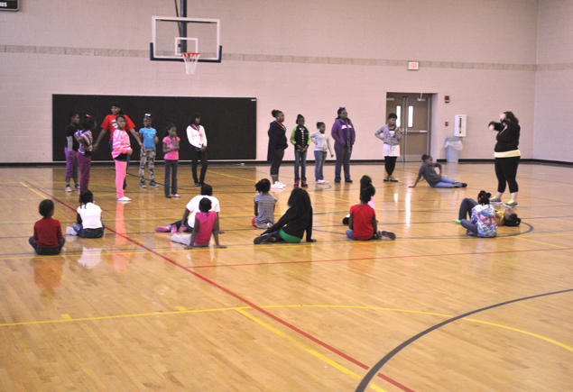 Youth Cheerleader Camp 2013