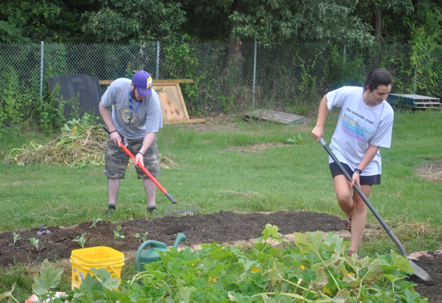 Valencia Community Garden Fall Planting Day 2012