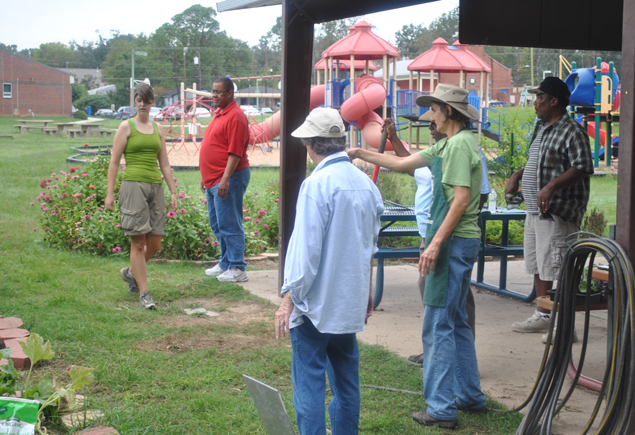 Valencia Community Garden Fall Planting Day 2012