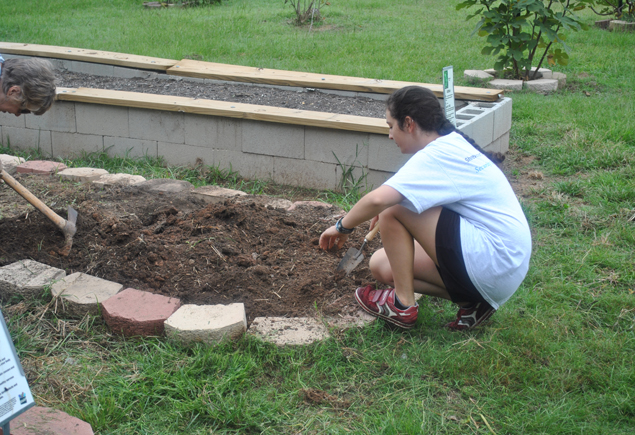 Valencia Community Garden Fall Planting Day 2012