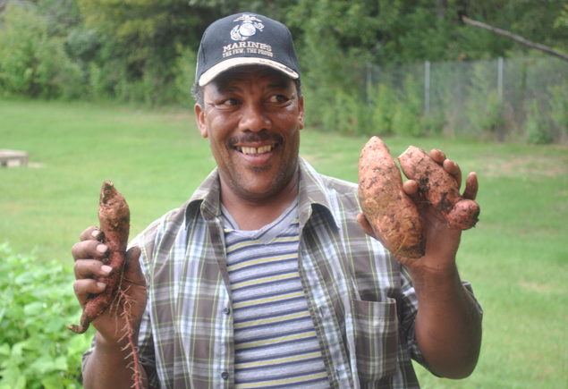 Valencia Community Garden Fall Planting Day 2012