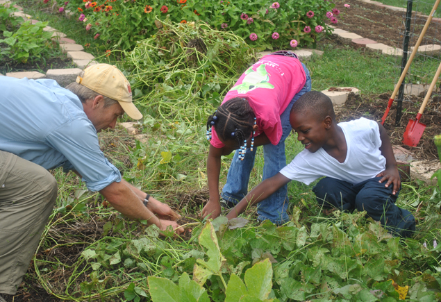 Valencia Community Garden Fall Planting Day 2012