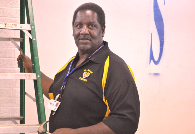 SPAR Weightlifting Vs. Olympian Kendrick J.Farris