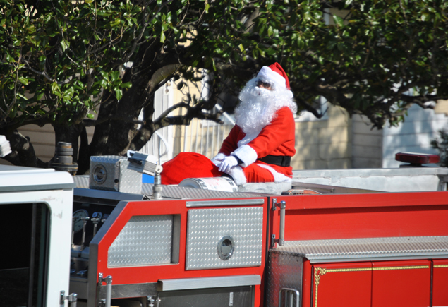 Merry Berry Christmas Festival Parade